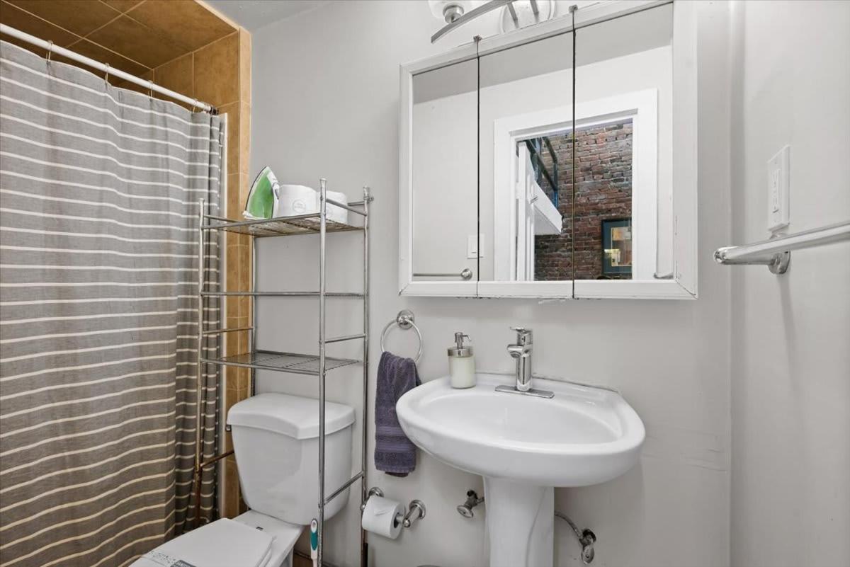 Skyline At Your Door - Studio With A View Pittsburgh Esterno foto