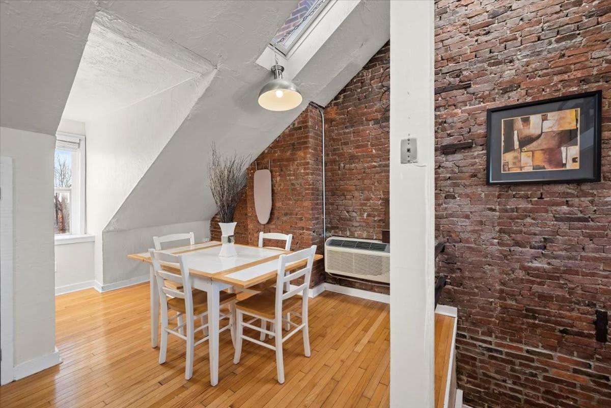 Skyline At Your Door - Studio With A View Pittsburgh Esterno foto