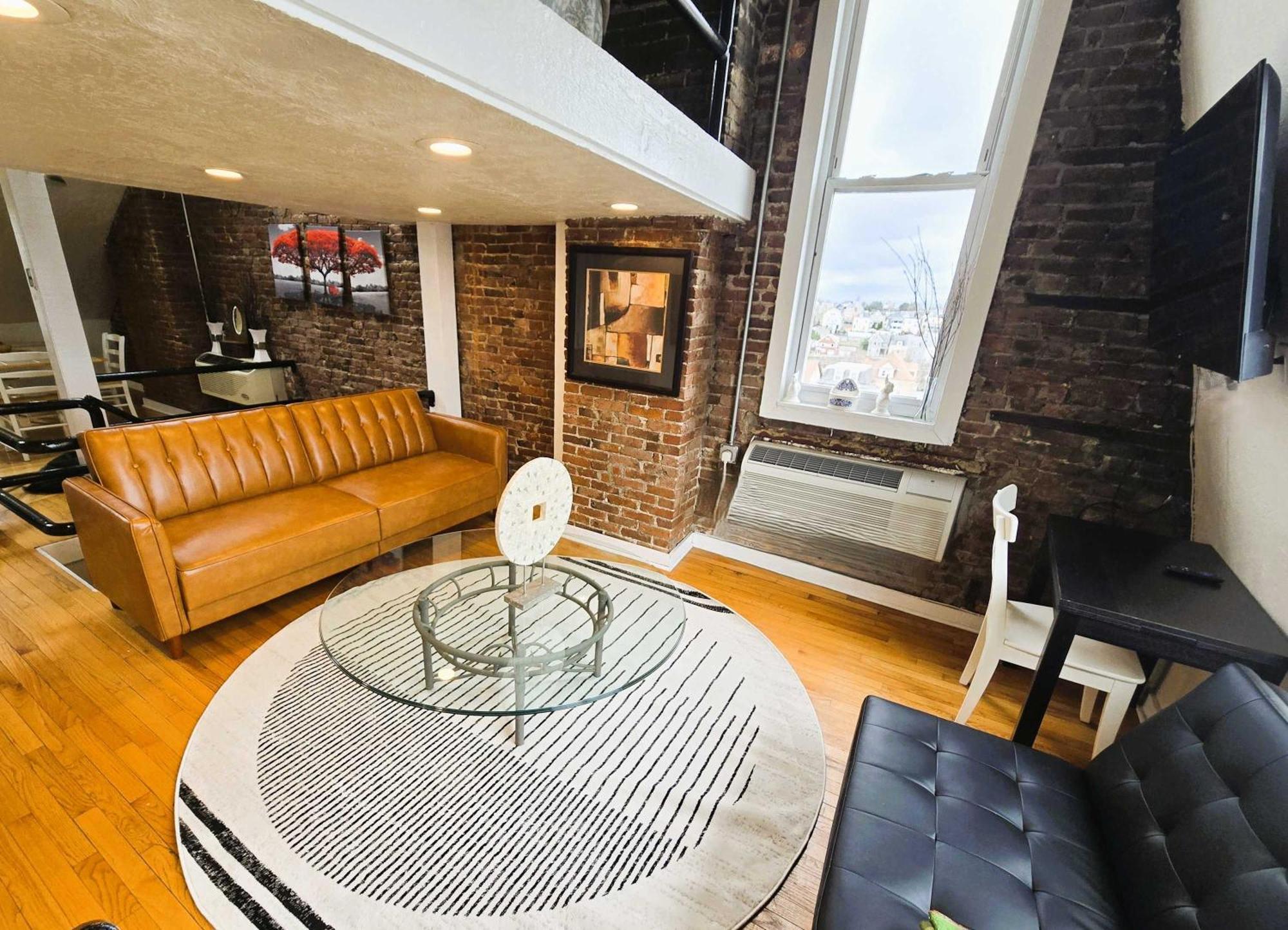 Skyline At Your Door - Studio With A View Pittsburgh Esterno foto